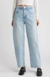 Frame Barrel Leg Jeans In Irwin