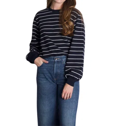FRAME BLOUSON SLEEVE SWEATSHIRT IN NAVY MULTI