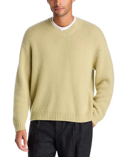 Frame Cashmere Chunky V Neck Sweater In Yellow