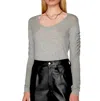 FRAME CASHMERE SCOOP NECK SWEATER IN GRIS HEATHER