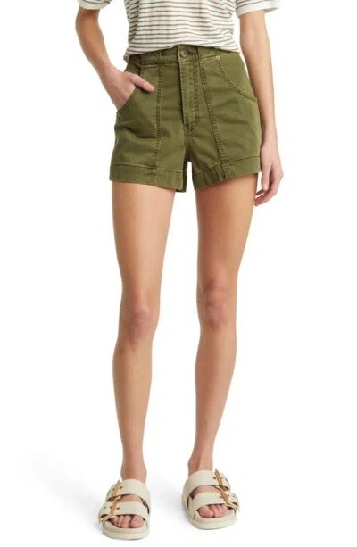 Frame Khaki Clean Utility Shorts In Washed Winter Moss