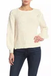Frame Cotton Chunky Knit Swing Crew Neck Sweater In White In Neutral