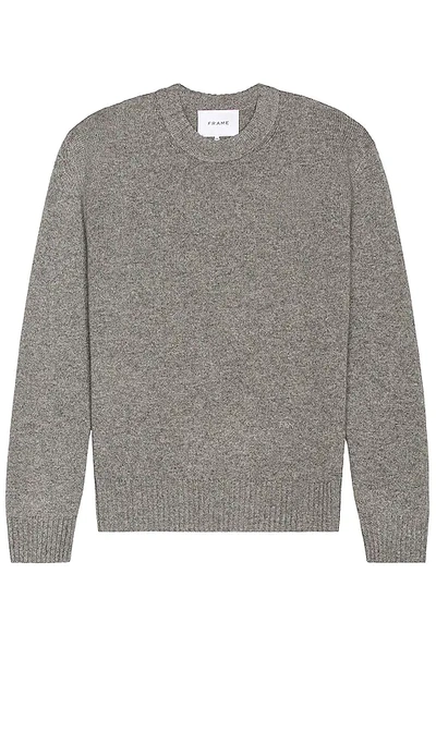 Frame Crew Neck Cashmere Sweater In Gris