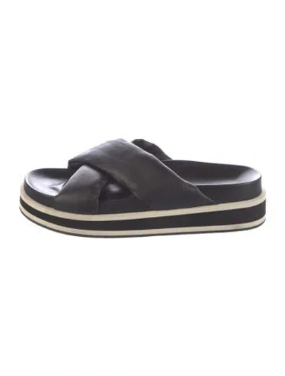 Pre-owned Frame La Playa Slide Leather Slides In Black