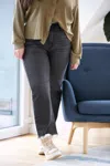 Frame Le Jane Crop Jeans In Obsidian In Black