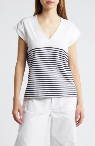 Frame Le Mid Rise Stripe V-neck Supima® Cotton T-shirt In Navy Multi