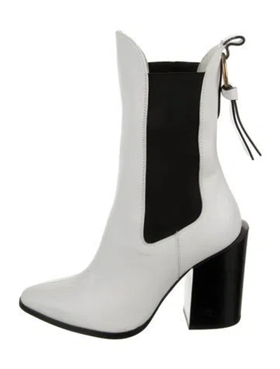 Pre-owned Frame Leather Boots In White