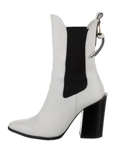 Pre-owned Frame Leather Chelsea Boots In White
