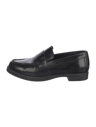 Pre-owned Frame Leather Loafers In Black