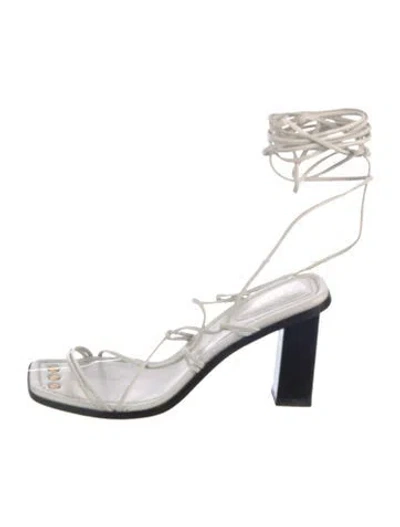 Pre-owned Frame Leather Sandals In White