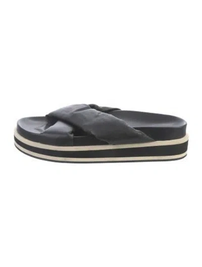 Pre-owned Frame Leather Slides In Black