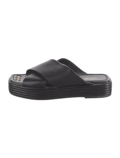 Pre-owned Frame Leather Slides In Black