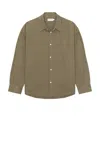 Frame Long Sleeve Relaxed Denim Shirt In Taupe
