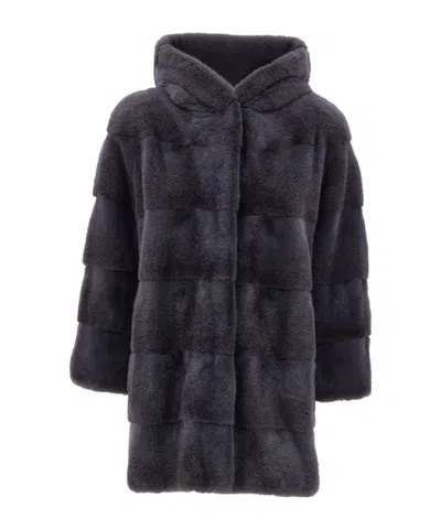 Frame Long-sleeved Hooded Fur Coat In Gray