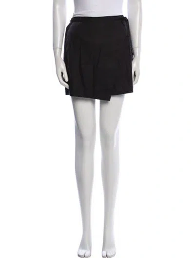 Pre-owned Frame Mini Skirt In Black