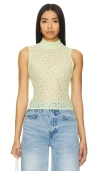 Frame Mock Neck Lace Tank In 浅绿色