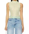 Frame Mock Neck Lace Tank In Green