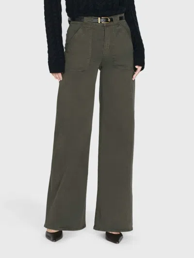Frame Modern Pocket Pants In Rich Military In Green