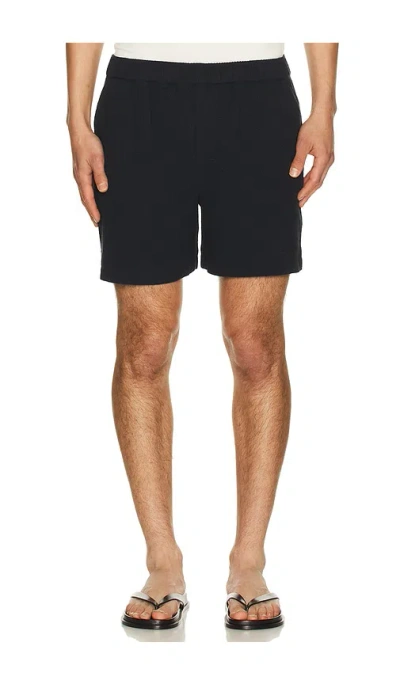 Frame Open Weave Shorts In Black