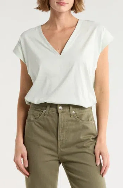 Frame Pima Cotton V-neck Tee In White