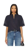 FRAME PLEATED BUTTON UP BLOUSE