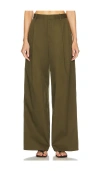 Frame Bundfaltenhose Mit Weitem Bein In Dark Green