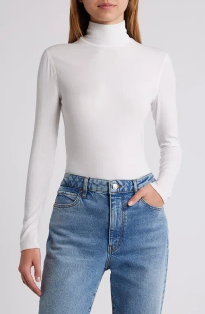 Frame Rib Mock Neck Top In White