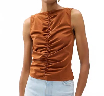 Frame Ruched Sleeveless Top In Chestnut In Brown