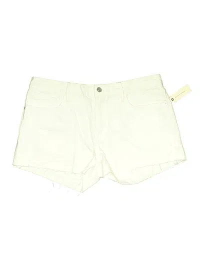 Frame Shorts In White