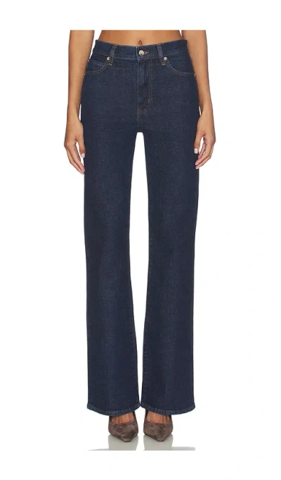 Frame The Arrow In Blue