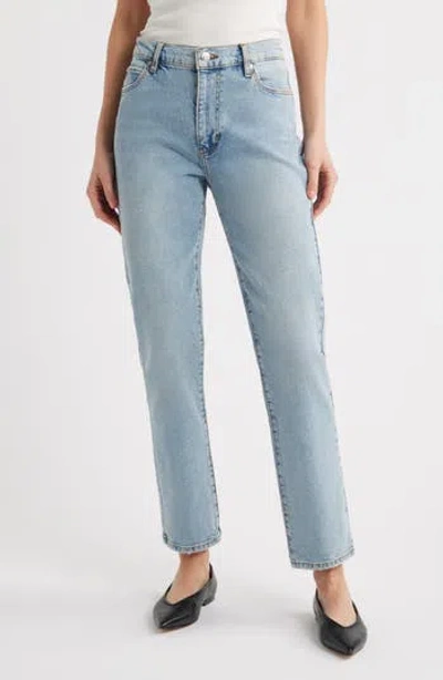 FRAME FRAME THE BORROWED MID RISE BOYFRIEND JEANS