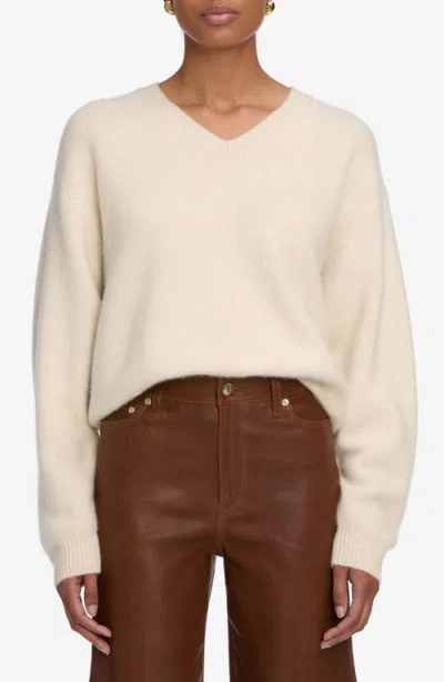 Frame The Brushed Cashmere Sweater In White