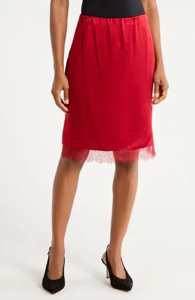 Frame The Delicate Silk Skirt In Cherry Red