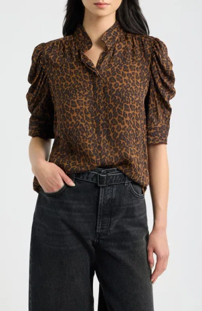 Frame The Gillian Silk Top In Brown