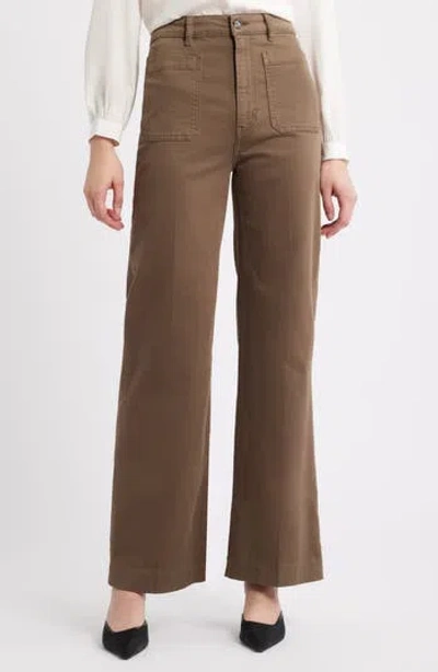 Frame The Refined Patch Pocket Jeans In Brown
