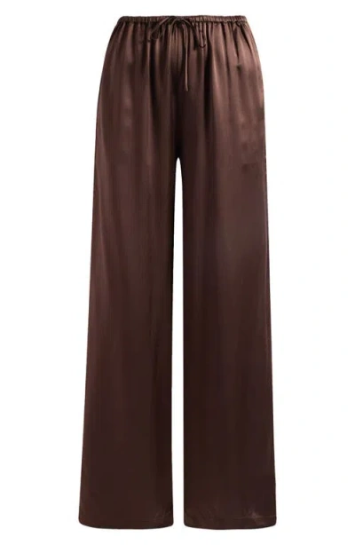 Frame The Silk Lounge Pants In Brown