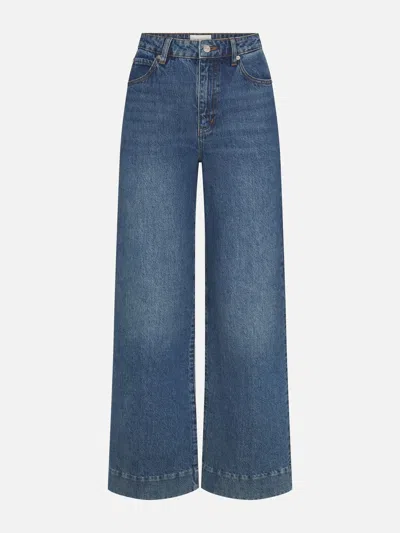 Frame The Streamline In Blue