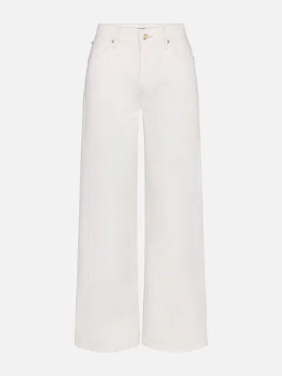 Frame The Stroll In Neutral