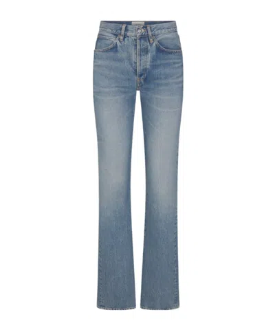 Frame The Vertical In Blue