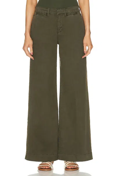 Frame Wide Leg Tomboy Trouser In Washed Fatigue In Green