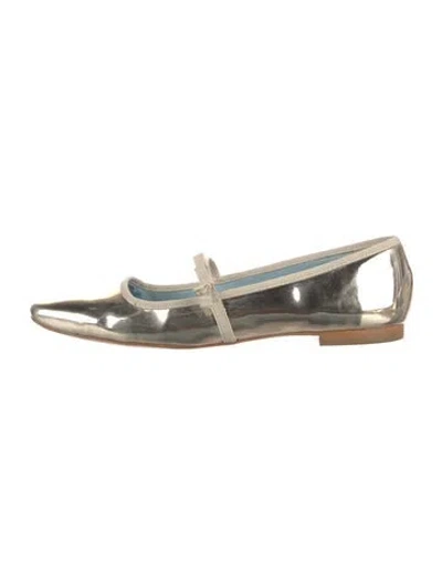 Pre-owned Frances Valentine Patent Leather Bow Accents Mary Jane Flats In Gold