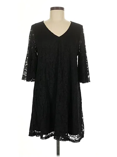 Pre-owned Francesca's Casual Dress In Black