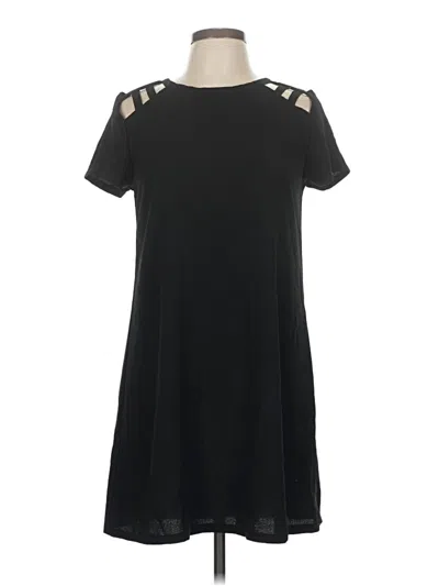 Pre-owned Francesca's Casual Dress In Black