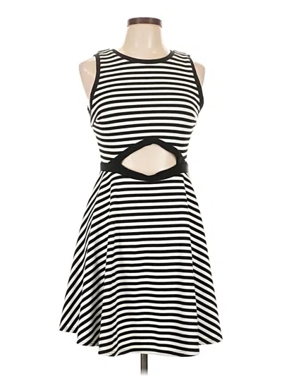 Pre-owned Francesca's Casual Dress In Black
