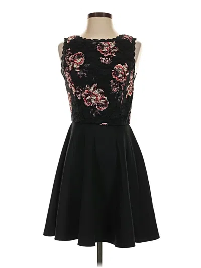Pre-owned Francesca's Cocktail Dress In Black