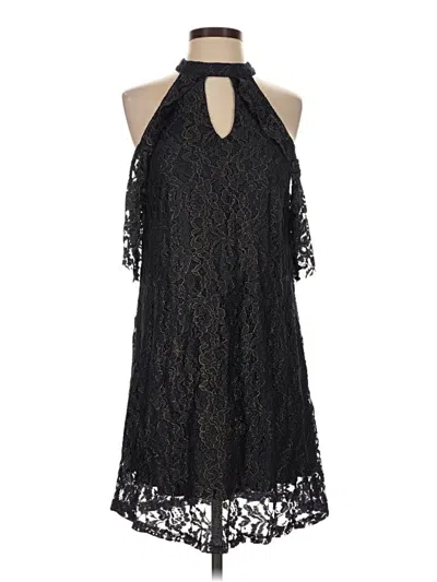 Pre-owned Francesca's Cocktail Dress In Black