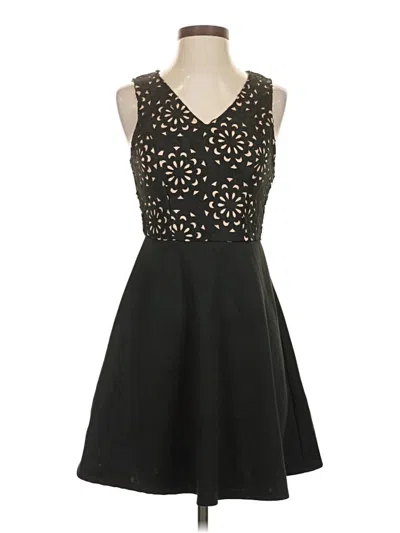 Pre-owned Francesca's Cocktail Dress In Black