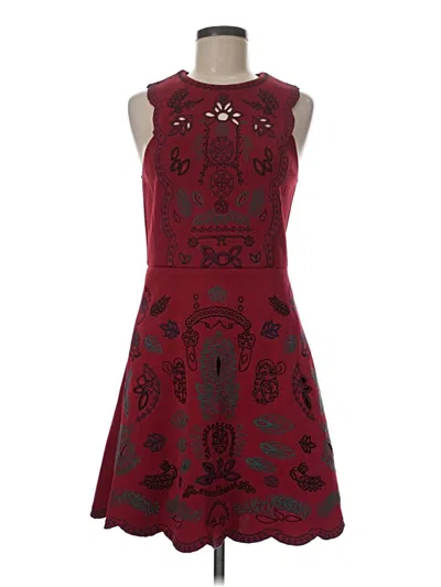 Pre-owned Francesca's Cocktail Dress In Burgundy