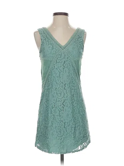 Pre-owned Francesca's Cocktail Dress In Green