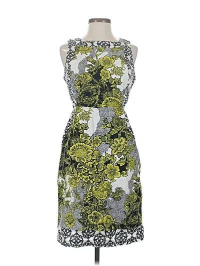 Pre-owned Francesca's Cocktail Dress In Green